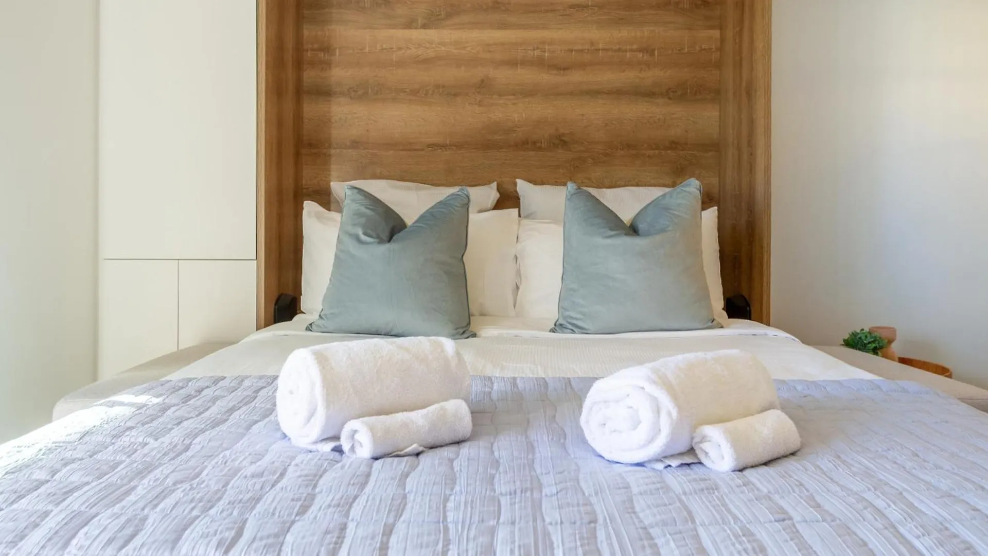 Appartamento Downtown Delight: Studio At 8 Wilmer With Backyard Christchurch